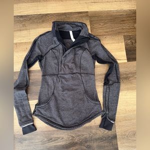 🍋 LULULEMON PULL-OVER🍋